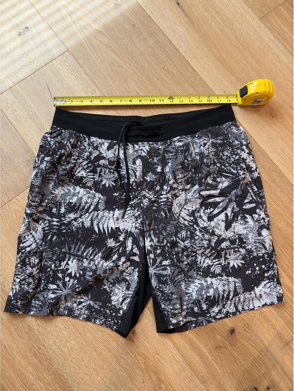 Men's Lululemon Shorts